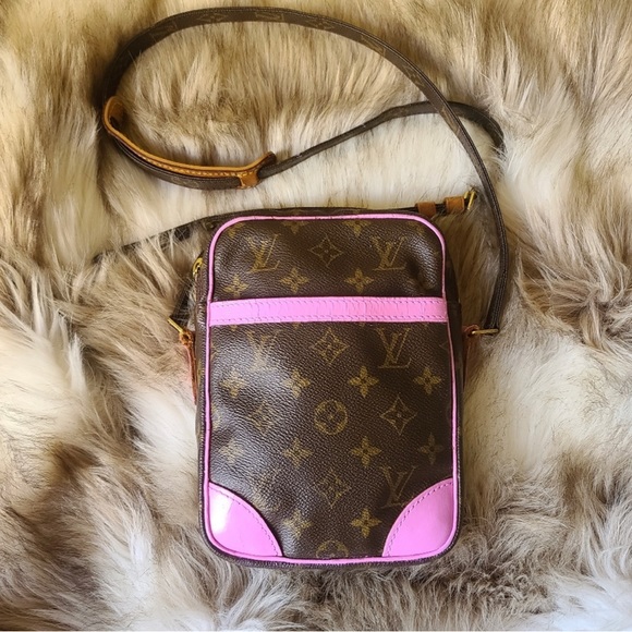 LV Pink Danube Vintage Crossbody - Picture 1 of 6